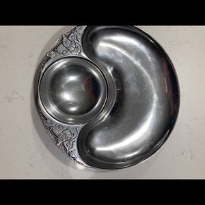 Wilton Armetale pewter serving plate